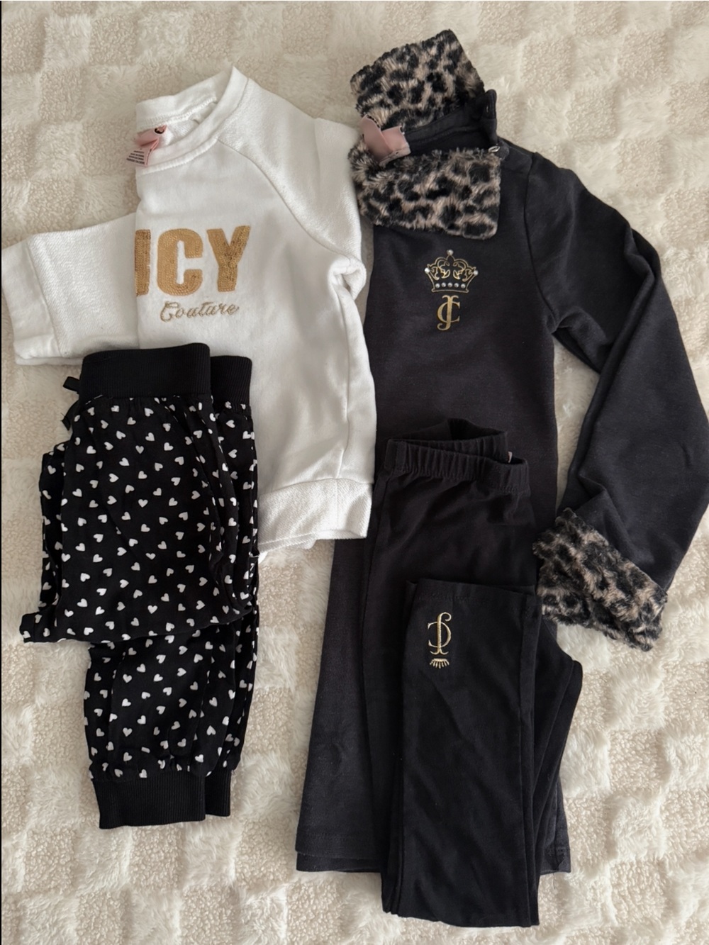 Juicy Couture White Top with Gold Logo & Black Heart-Print Matching Set Size 6